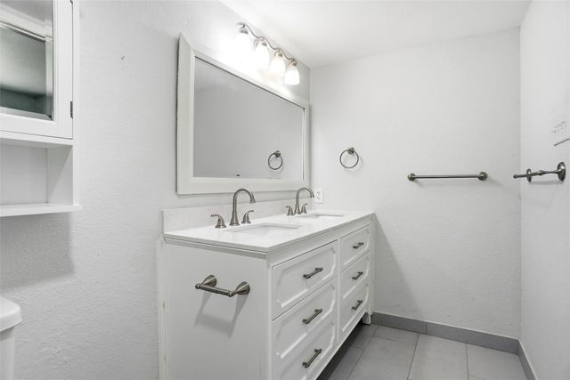 3104 Story Lane, Bedford, TX 76021