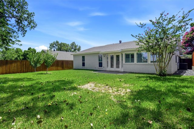 3104 Story Lane, Bedford, TX 76021