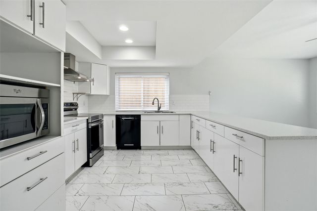 3104 Story Lane, Bedford, TX 76021