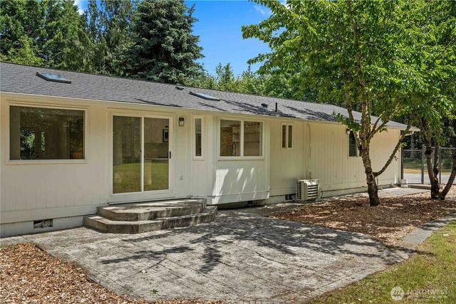 22314 196th Street E, Orting, WA 98360