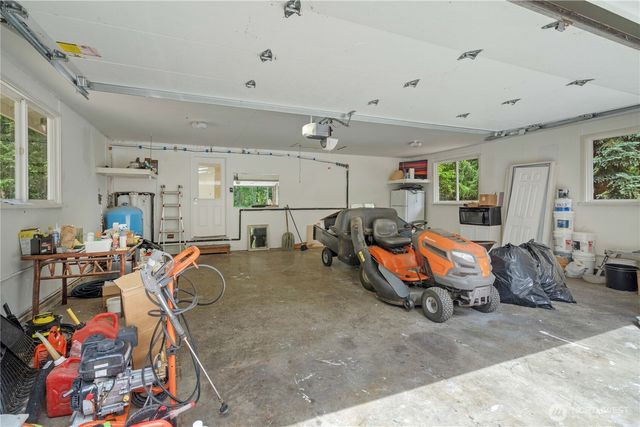 22314 196th Street E, Orting, WA 98360