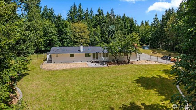 22314 196th Street E, Orting, WA 98360