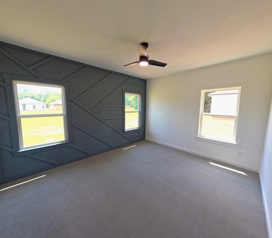 264 10th Street NE, Paris, TX 75460