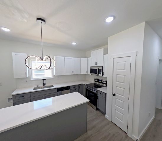 264 10th Street NE, Paris, TX 75460