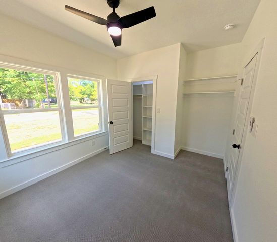 264 10th Street NE, Paris, TX 75460