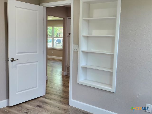 209 W Victory Avenue, Temple, TX 76501