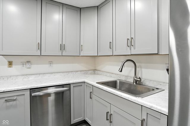 8303 W 400 S, Russiaville, IN 46979