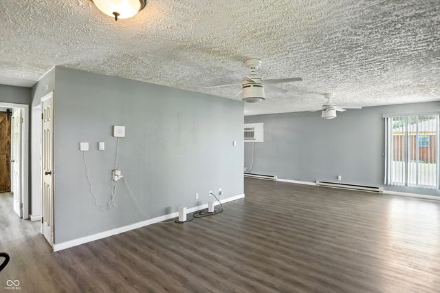 8303 W 400 S, Russiaville, IN 46979