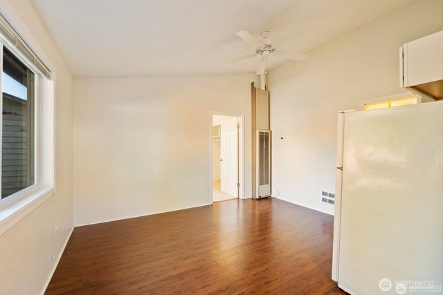 120 N 80th Street, Seattle, WA 98103