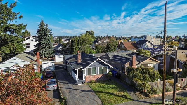 120 N 80th Street, Seattle, WA 98103