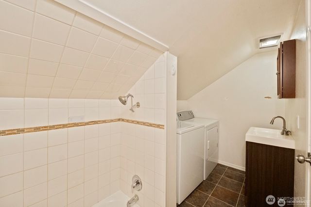 120 N 80th Street, Seattle, WA 98103