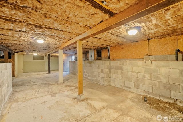 120 N 80th Street, Seattle, WA 98103