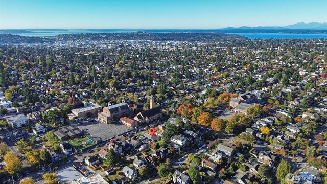 120 N 80th Street, Seattle, WA 98103