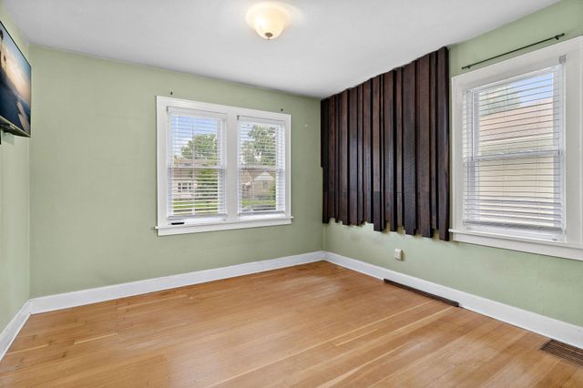 1502 Maywood Street, Saint Paul, MN 55117