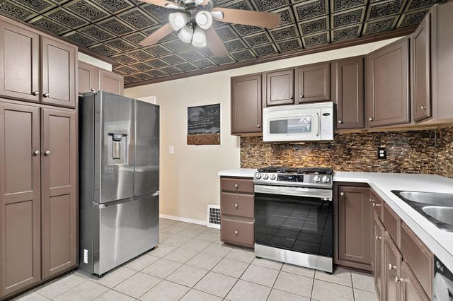 1502 Maywood Street, Saint Paul, MN 55117