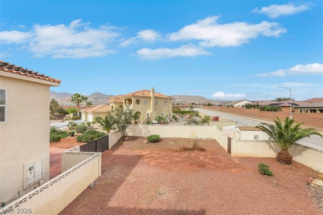 6695 North Grand Canyon Drive, Las Vegas, NV 89149