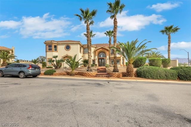 6695 North Grand Canyon Drive, Las Vegas, NV 89149