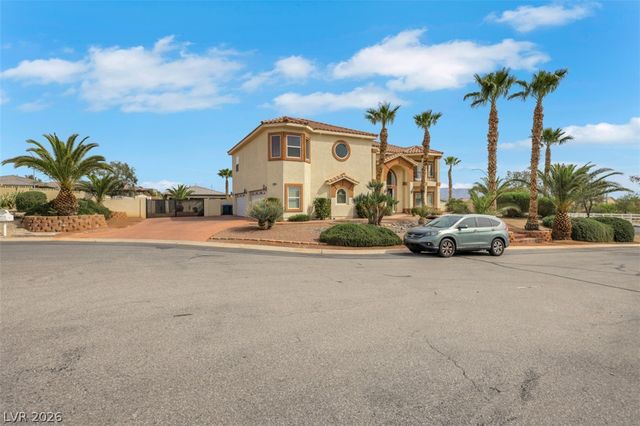 6695 North Grand Canyon Drive, Las Vegas, NV 89149