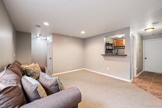 43046 Strand Drive, Sterling Heights, MI 48313