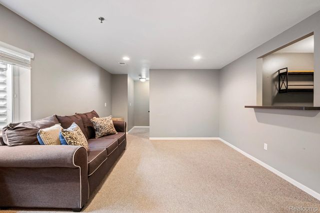 43046 Strand Drive, Sterling Heights, MI 48313