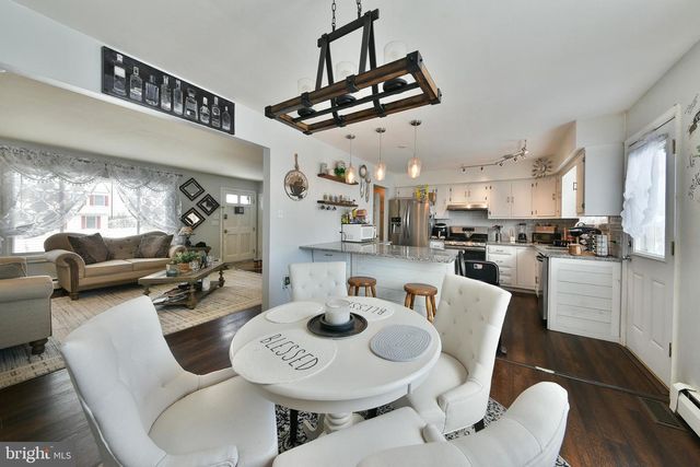 1653 FITZWATERTOWN RD, Willow Grove, PA 19090