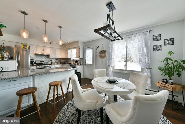 1653 FITZWATERTOWN RD, Willow Grove, PA 19090