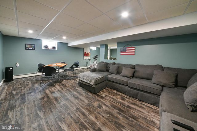 1653 FITZWATERTOWN RD, Willow Grove, PA 19090