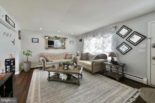 1653 FITZWATERTOWN RD, Willow Grove, PA 19090