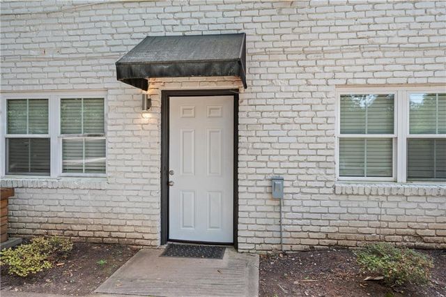 880 Saint Charles Avenue NE 9, Atlanta, GA 30306