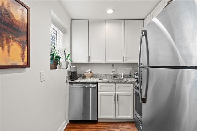 880 Saint Charles Avenue NE 9, Atlanta, GA 30306