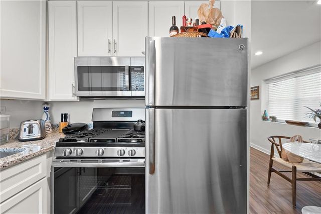 880 Saint Charles Avenue NE 9, Atlanta, GA 30306