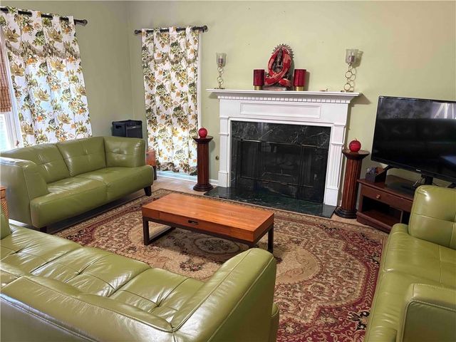 2835 Crestmont Court, Cumming, GA 30041