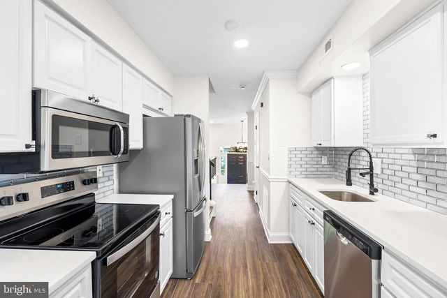 8703 DELCRIS DR, Montgomery Village, MD 20886