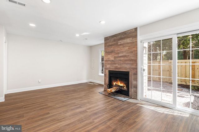8703 DELCRIS DR, Montgomery Village, MD 20886