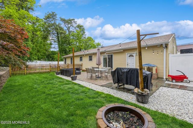 1624 10th Avenue, Toms River, NJ 08757