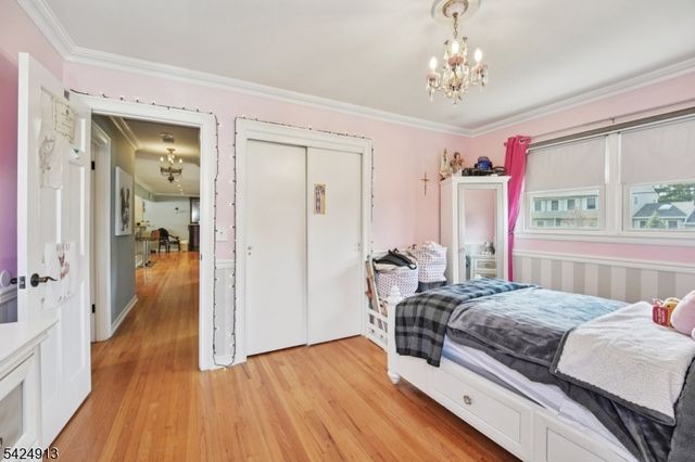 676 Rutgers Pl, Paramus Boro, NJ 07652