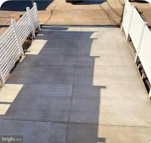 1316 MONTELLO AVE NE, Washington, DC 20002