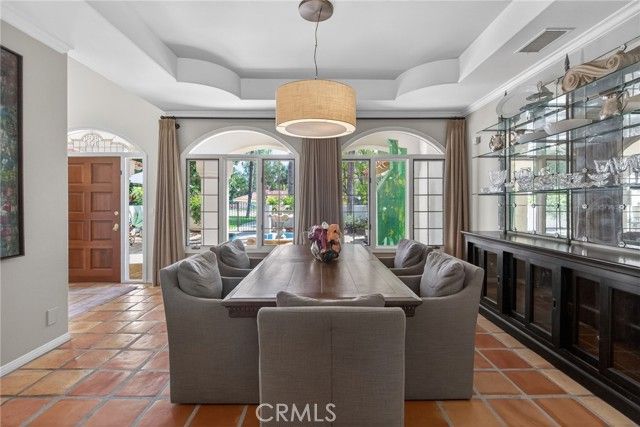 1353 Rimroad, Riverside, CA 92506