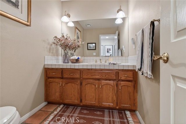 1353 Rimroad, Riverside, CA 92506