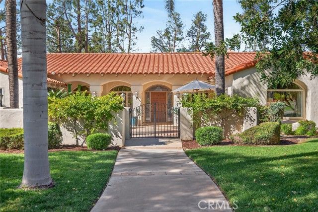 1353 Rimroad, Riverside, CA 92506