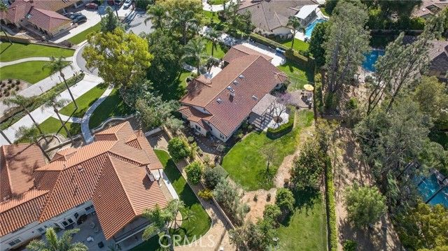 1353 Rimroad, Riverside, CA 92506