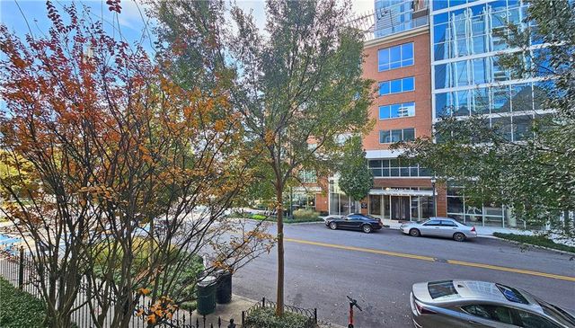 1074 Peachtree Walk NE B 216, Atlanta, GA 30309