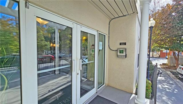 1074 Peachtree Walk NE B 216, Atlanta, GA 30309