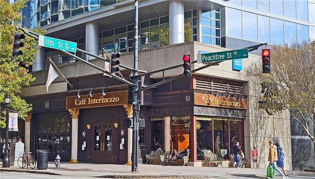 1074 Peachtree Walk NE B 216, Atlanta, GA 30309