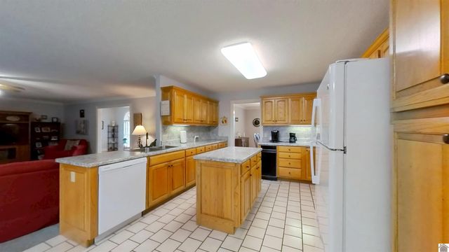 91 Robertson Rd. South, Murray, KY 42071