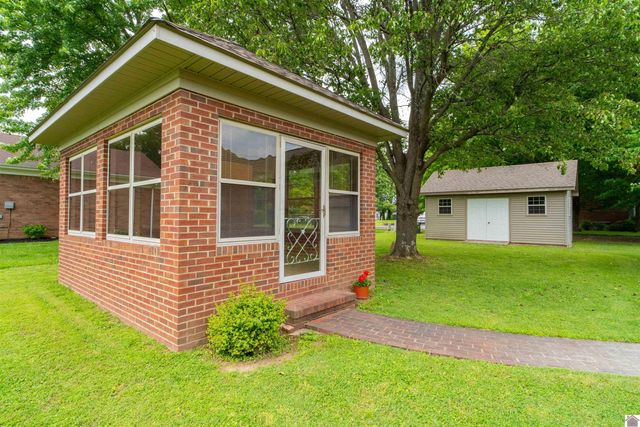 91 Robertson Rd. South, Murray, KY 42071