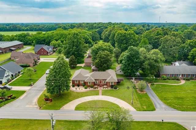 91 Robertson Rd. South, Murray, KY 42071