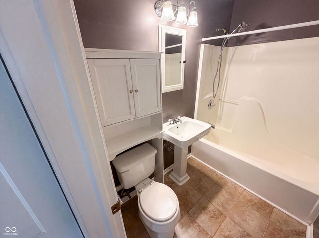 2308 E 69th Street, Indianapolis, IN 46220