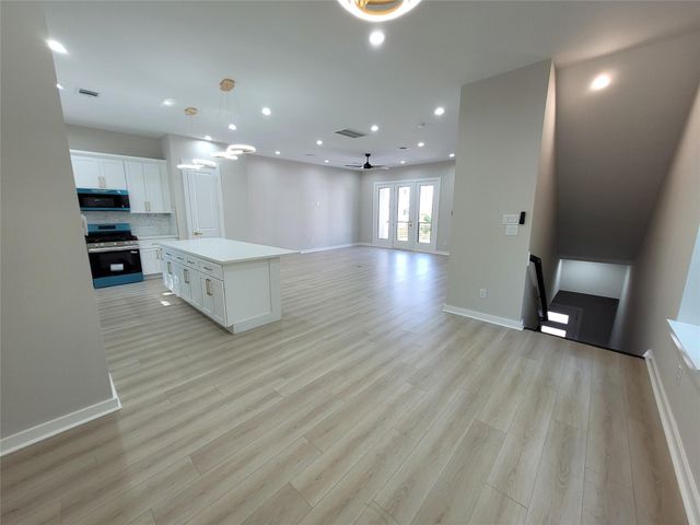 2805 Tierwester Street, Houston, TX 77004