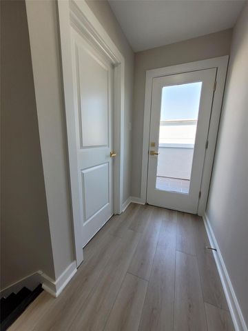 2805 Tierwester Street, Houston, TX 77004